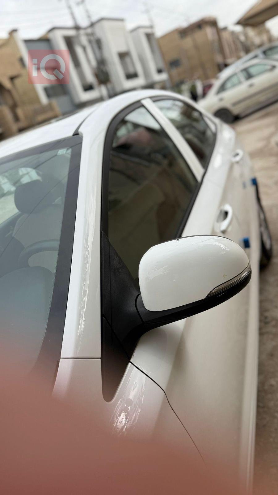 هيونداي رينا